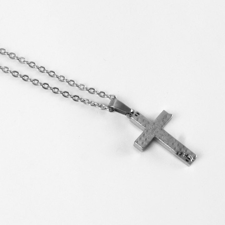 Colar de Aço Cruz com Textura Colares Masculinos LUHEM   